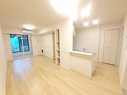 コージー　フラットII 1階1LDKのリビング/ダイニング