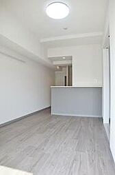 JR東海道・山陽本線 茨木駅 徒歩2分の賃貸マンション 2階1LDKのリビング/ダイニング