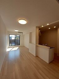 ディセントラ一色 202 2階2LDKのリビング/ダイニング