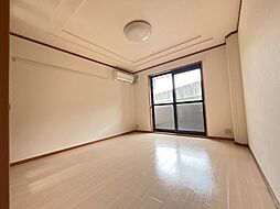 サンクリスタル 2階1Kのリビング/ダイニング