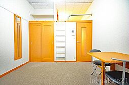 レオパレスルースト 205 2階1Kのリビング/ダイニング