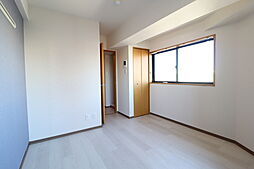 ロイヤル武蔵野 408 4階1Kのリビング/ダイニング