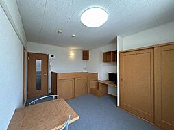 レオパレスヤチヨ 204 2階1Kのリビング/ダイニング