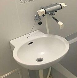 JR高崎線 高崎駅 バス3分 慈光会病院入口下車 徒歩6分の賃貸マンション 1階1Kのリビング/ダイニング