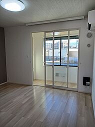 フォンターナ・ガルボI 101 1階1Kのリビング/ダイニング