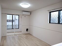 メゾンアルモニーIII 1階1LDKのリビング/ダイニング