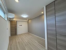 セレスティア六町II 301 3階2LDKのリビング/ダイニング