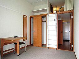 レオパレスフラッツスクエアII 1階1Kのリビング/ダイニング