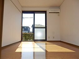 プレミール 102 1階3DKのリビング/ダイニング