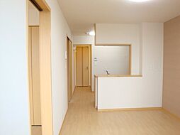 JR東海道本線 豊橋駅 バス9分 新栄下車 徒歩5分の賃貸アパート 2階2DKのリビング/ダイニング