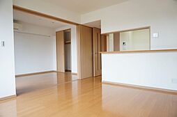 都営大江戸線 若松河田駅 徒歩5分の賃貸マンション 3階3LDKのリビング/ダイニング