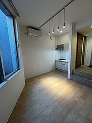 小田急小田原線 南新宿駅 徒歩5分の賃貸マンション 地下1階1LDKのリビング/ダイニング