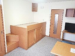 レオパレス岡 2階1Kのリビング/ダイニング