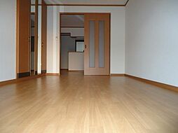 JR両毛線 伊勢崎駅 3.6kmの賃貸アパート 2階2LDKのリビング/ダイニング