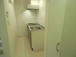 ラ・ロシェル 205 2階1Kのリビング/ダイニング