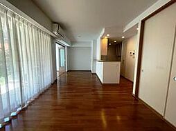 プラウド新千里西町 105 1階3LDKのリビング/ダイニング