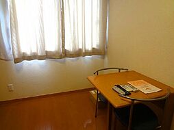 レオパレス高岡レジデンス 214 2階1Kのリビング/ダイニング