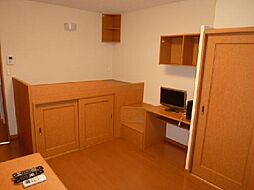 レオパレスＹＵＫＡ 208 2階1Kのリビング/ダイニング