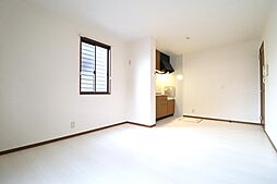 JR高崎線 本庄駅 徒歩16分の賃貸アパート 1階2LDKのリビング/ダイニング