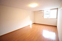 レオパレスかりん 102 1階1Kのリビング/ダイニング