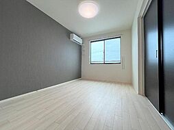 つくばエクスプレス 三郷中央駅 バス11分 天王橋南下車 徒歩7分の賃貸アパート 2階2LDKのリビング/ダイニング