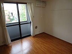 クレッシェンド 2階1Kのリビング/ダイニング