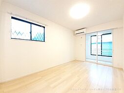 メゾン　リヴィエール　VII 101 1階1LDKのリビング/ダイニング