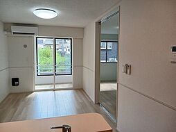 シャトンＢ 1階1LDKのリビング/ダイニング