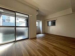 都営大江戸線 森下駅 徒歩7分の賃貸マンション 3階1LDKのリビング/ダイニング