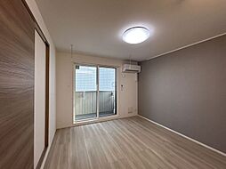 セレスティア加賀 205 2階1LDKのリビング/ダイニング