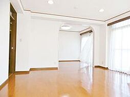 山手ハウス 401 4階3LDKのリビング/ダイニング