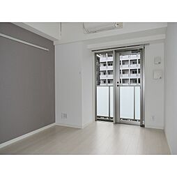 都営大江戸線 西新宿五丁目駅 徒歩3分の賃貸マンション 11階ワンルームのリビング/ダイニング