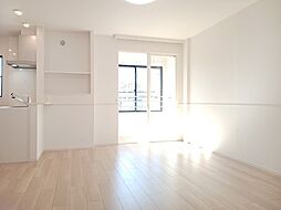 キイライシャン 202 2階1LDKのリビング/ダイニング