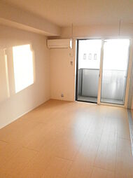 セジュールＴ・Ｍ 205 2階1LDKのリビング/ダイニング