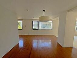 JR山手線 恵比寿駅 徒歩7分の賃貸マンション 2階4LDKのリビング/ダイニング