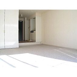 イーストA 106 1階1Kのリビング/ダイニング