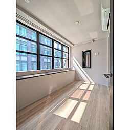 ジオ千代田大手町 402 4階3LDKのリビング/ダイニング