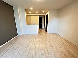 つくばエクスプレス つくば駅 5.1kmの賃貸アパート 1階1LDKのリビング/ダイニング