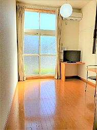 レオパレスＷＩＮ 103 1階1Kのリビング/ダイニング