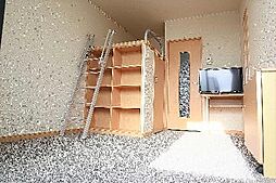 埼玉高速鉄道 川口元郷駅 バス8分 領家小学校裏下車 徒歩4分の賃貸マンション 3階1Kのリビング/ダイニング