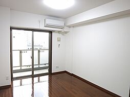 東武伊勢崎線 越谷駅 徒歩4分の賃貸マンション 4階1Kのリビング/ダイニング