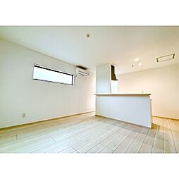 RUSCELLO守山 102 1階2LDKのリビング/ダイニング