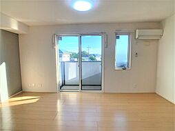 名鉄名古屋本線 宇頭駅 徒歩16分の賃貸アパート 2階1LDKのリビング/ダイニング