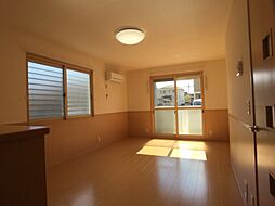 名古屋市営鶴舞線 赤池駅 バス5分 和合ゴルフ場前下車 徒歩8分の賃貸アパート 1階3LDKのリビング/ダイニング