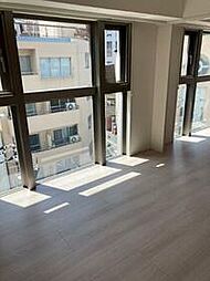 東京メトロ南北線 麻布十番駅 徒歩2分の賃貸マンション 2階1LDKのリビング/ダイニング