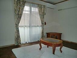 ユトリロ新栄 A-202 2階3LDKのリビング/ダイニング