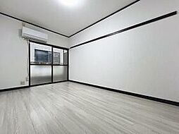 つくばエクスプレス 八潮駅 バス35分 緑町一丁目下車 徒歩3分の賃貸アパート 1階1Kの室内