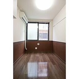 都営大江戸線 中野坂上駅 徒歩3分の賃貸アパート 1階ワンルームのリビング/ダイニング