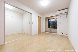 アルドーレ 102 1階1LDKのリビング/ダイニング