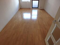 ピュアシティ横浜 5階1Kのリビング/ダイニング